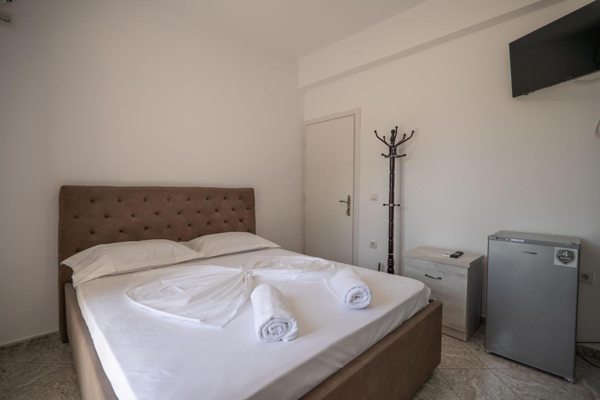Sunset Aparthotel Саранде Екстериор снимка
